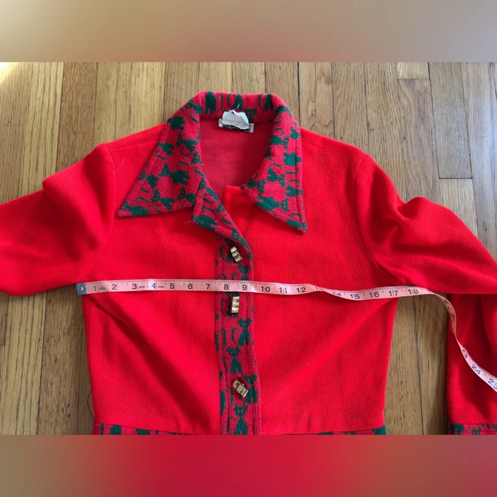 70s Vintage Red and Green Novelty Cat Print Dress - Picture 6 of 6